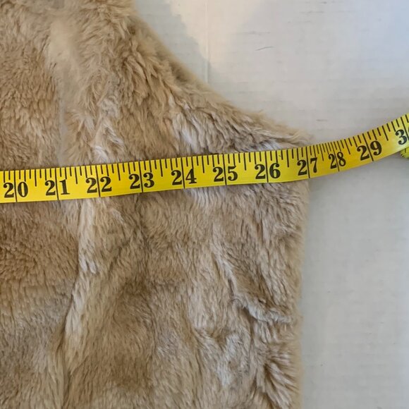 Women’s Coldwater Creek 2X Polyester Lined Faux Blonde Fur Vest With Pockets - Picture 6 of 8